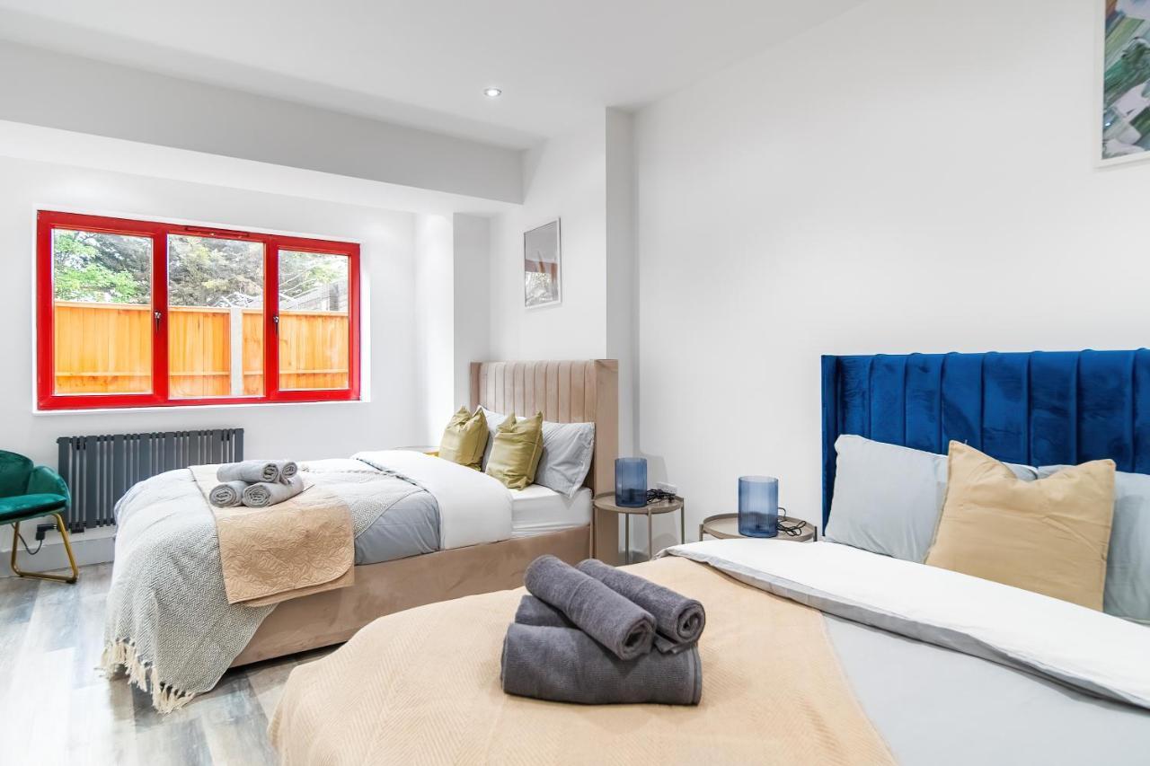 London Road Romford Block Apartman Kültér fotó