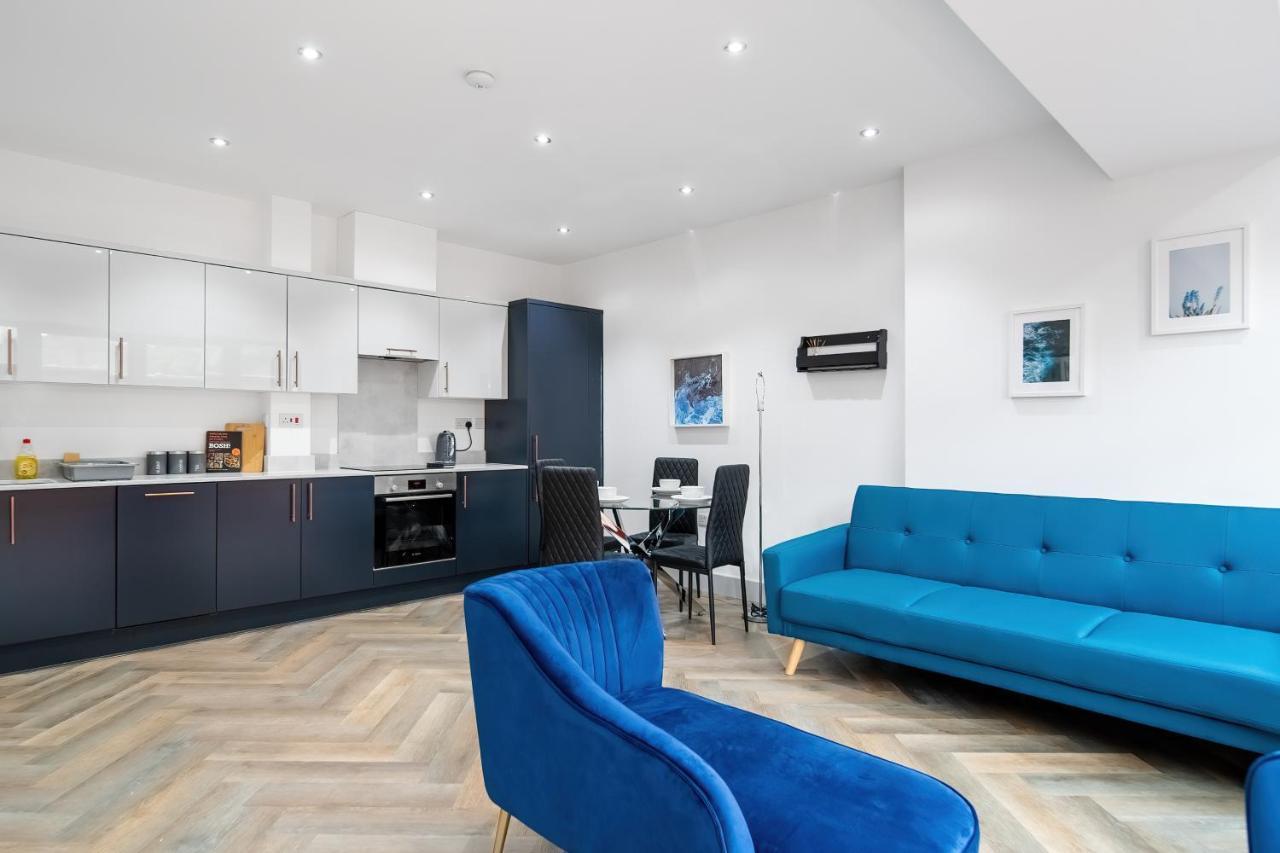 London Road Romford Block Apartman Kültér fotó