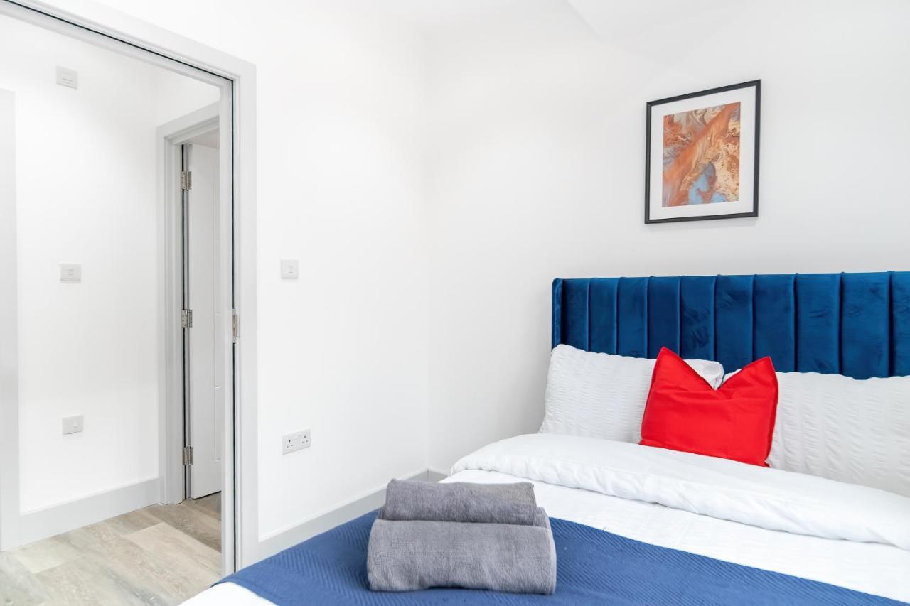 London Road Romford Block Apartman Kültér fotó