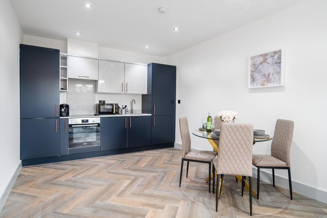 London Road Romford Block Apartman Kültér fotó
