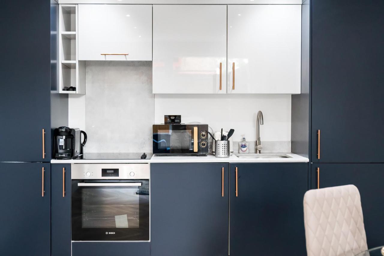 London Road Romford Block Apartman Kültér fotó