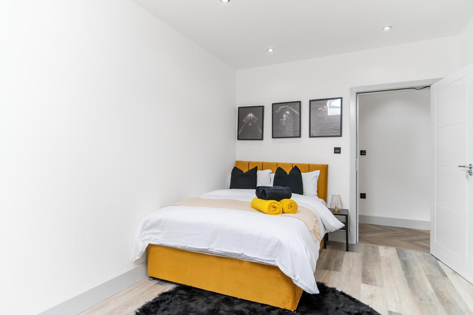 London Road Romford Block Apartman Kültér fotó